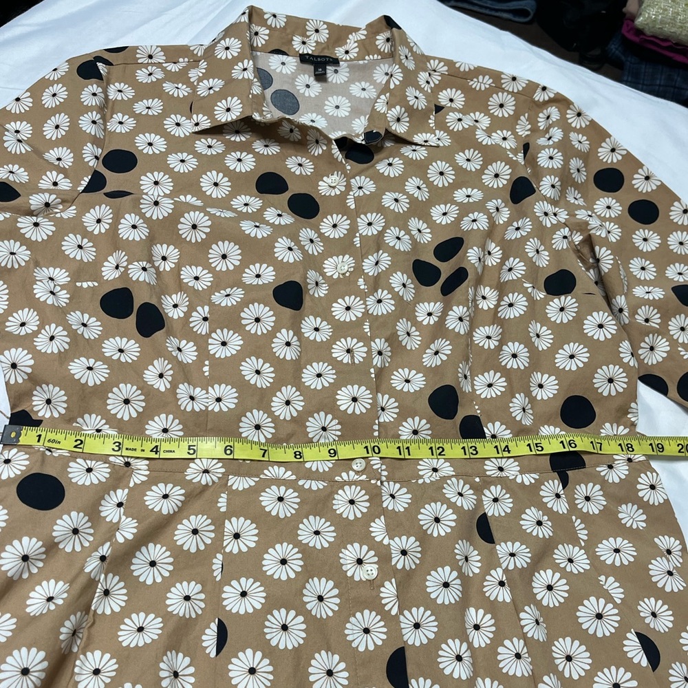 Talbots Beige Floral Dress with Black Accents - Picture 2 of 5
